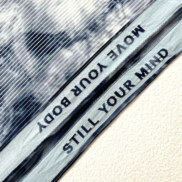 Lululemon Swiftly Tech High Racerback Tank 2.0 Shibori Stripe True Navy Blue 8 - Picture 3 of 6